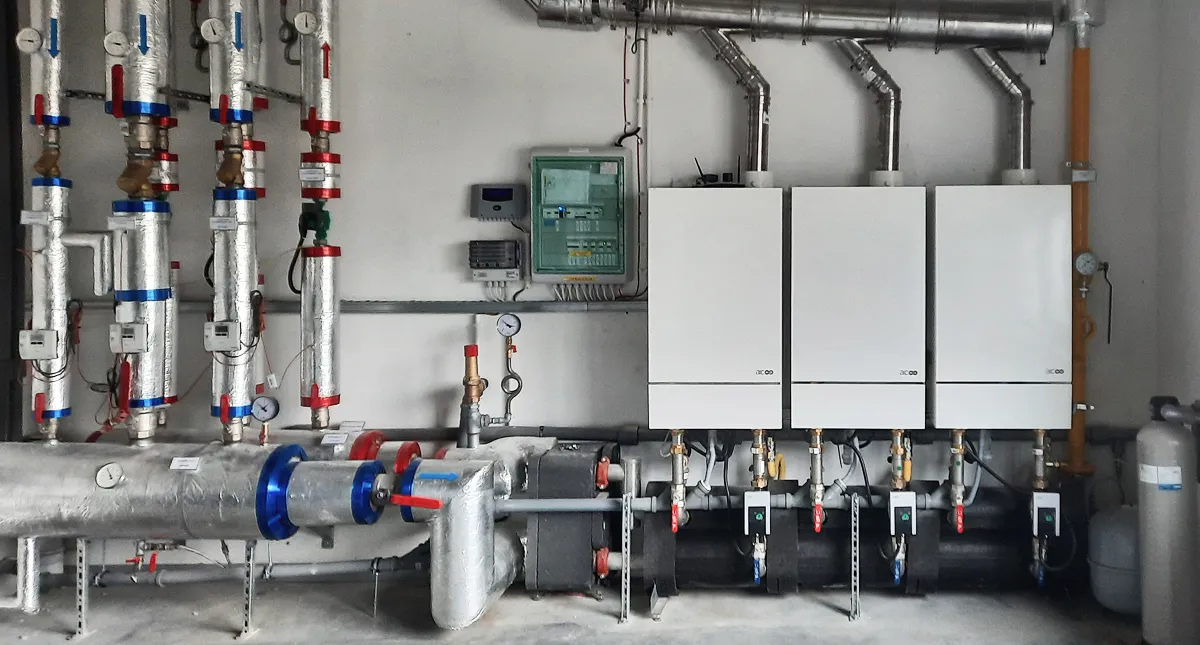 <p>Real-world synergy means tangible benefits: lower energy use, reduced emissions, and improved cost efficiency.</p>
<p>By combining a condensing boiler with a new heat pump, existing heating systems can reach optimal year-round performance without full replacement. This flexibility makes the transition to renewable heating both practical and affordable.</p>